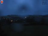 04 : 32