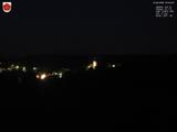 03 : 04