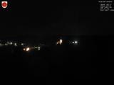 23 : 00