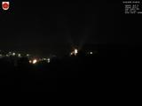 23 : 08