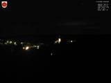 23 : 00