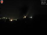 23 : 00