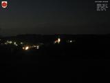 22 : 56
