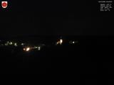 03 : 48