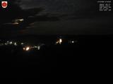 01 : 44