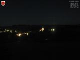 02 : 00