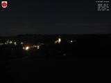 03 : 04