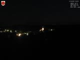 21 : 08