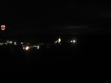 22 : 00