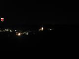 22 : 04