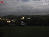 03 : 00