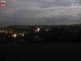 03 : 04
