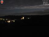 04 : 44