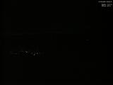 03 : 00
