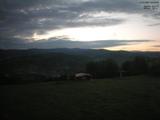 04 : 44