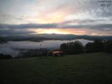 04 : 48