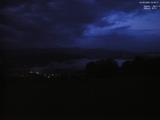 04 : 00