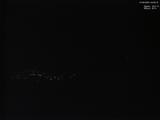 23 : 00