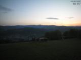 06 : 04