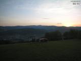 06 : 21
