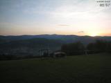 06 : 22