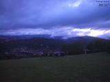 05 : 44