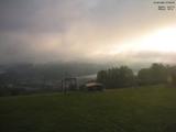 07 : 00
