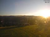 06 : 40