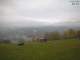 09 : 40