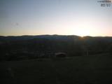 05 : 53