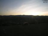 05 : 44