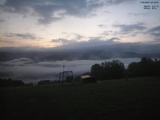 04 : 16