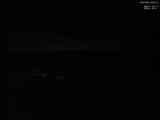 03 : 32