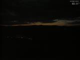 04 : 00