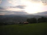 05 : 32