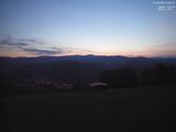 04 : 44