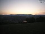 05 : 04