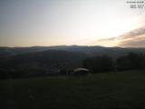 06 : 32