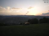 05 : 48