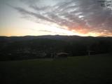 05 : 40