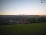 19 : 00