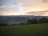 06 : 48