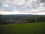 18 : 52
