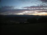 06 : 04