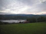 06 : 32