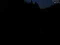 03 : 04