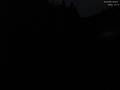 22 : 04