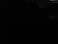 22 : 00