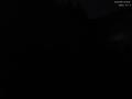 22 : 04