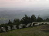 19 : 05